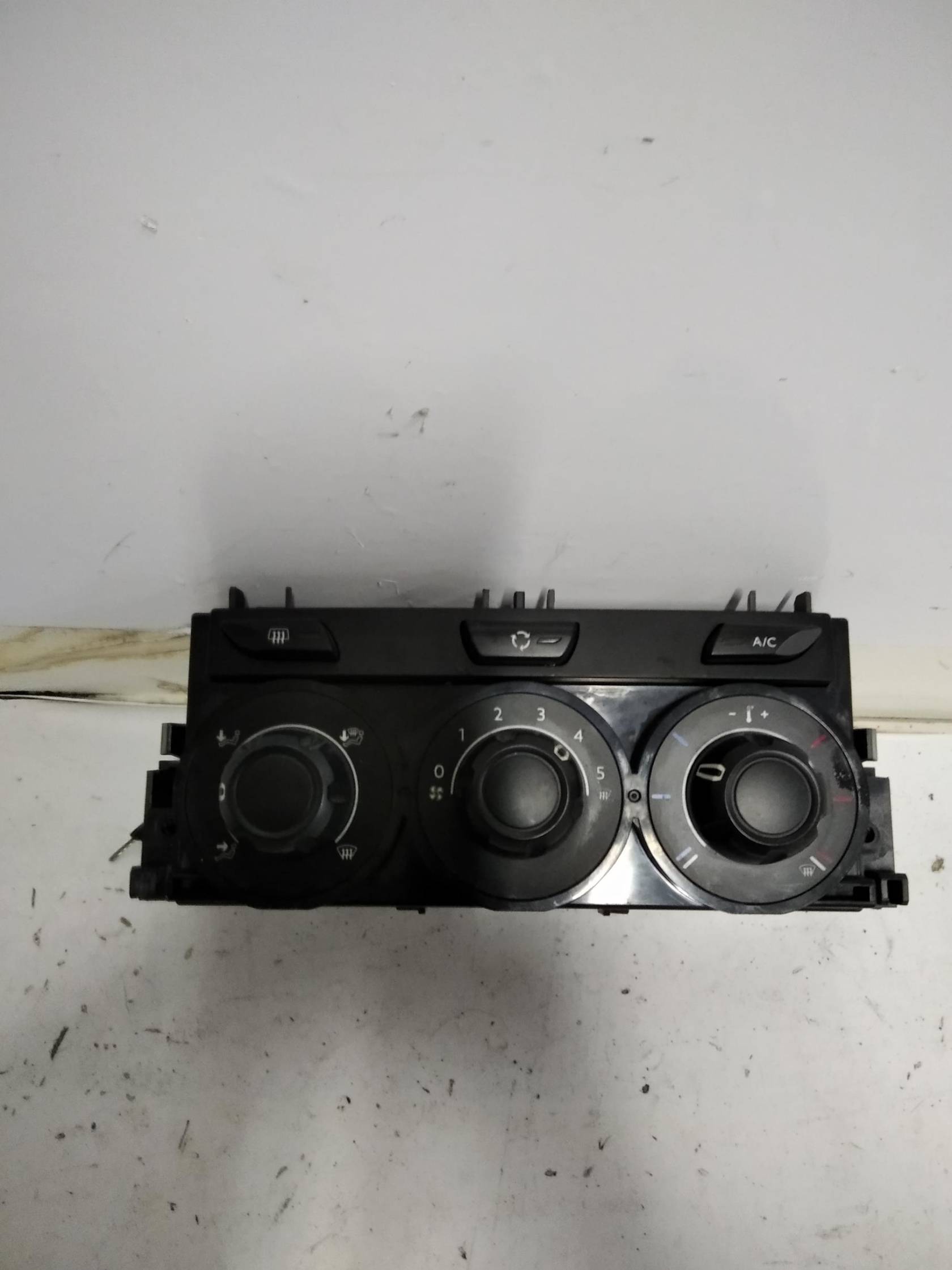 Blocco comando climatizzazione